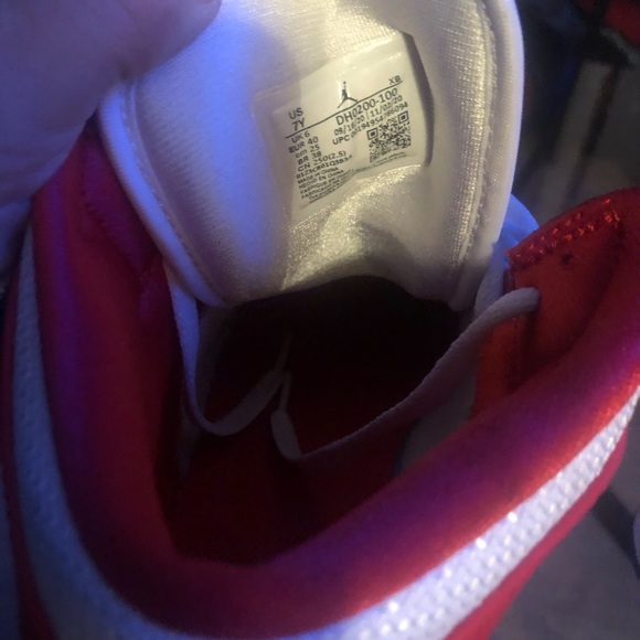 never been wore(only tried on)Nike mid rise,air Jordan limited edition red/blue - Picture 3 of 5